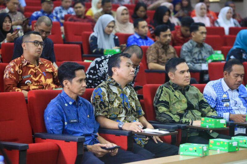 Beberapa program kerja penting dibahas dalam rapat bersama, dengan fokus utama pada pengendalian inflasi.